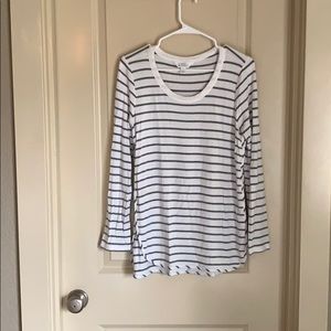 Market & Spruce Long Sleeved White Stripe Sz L
